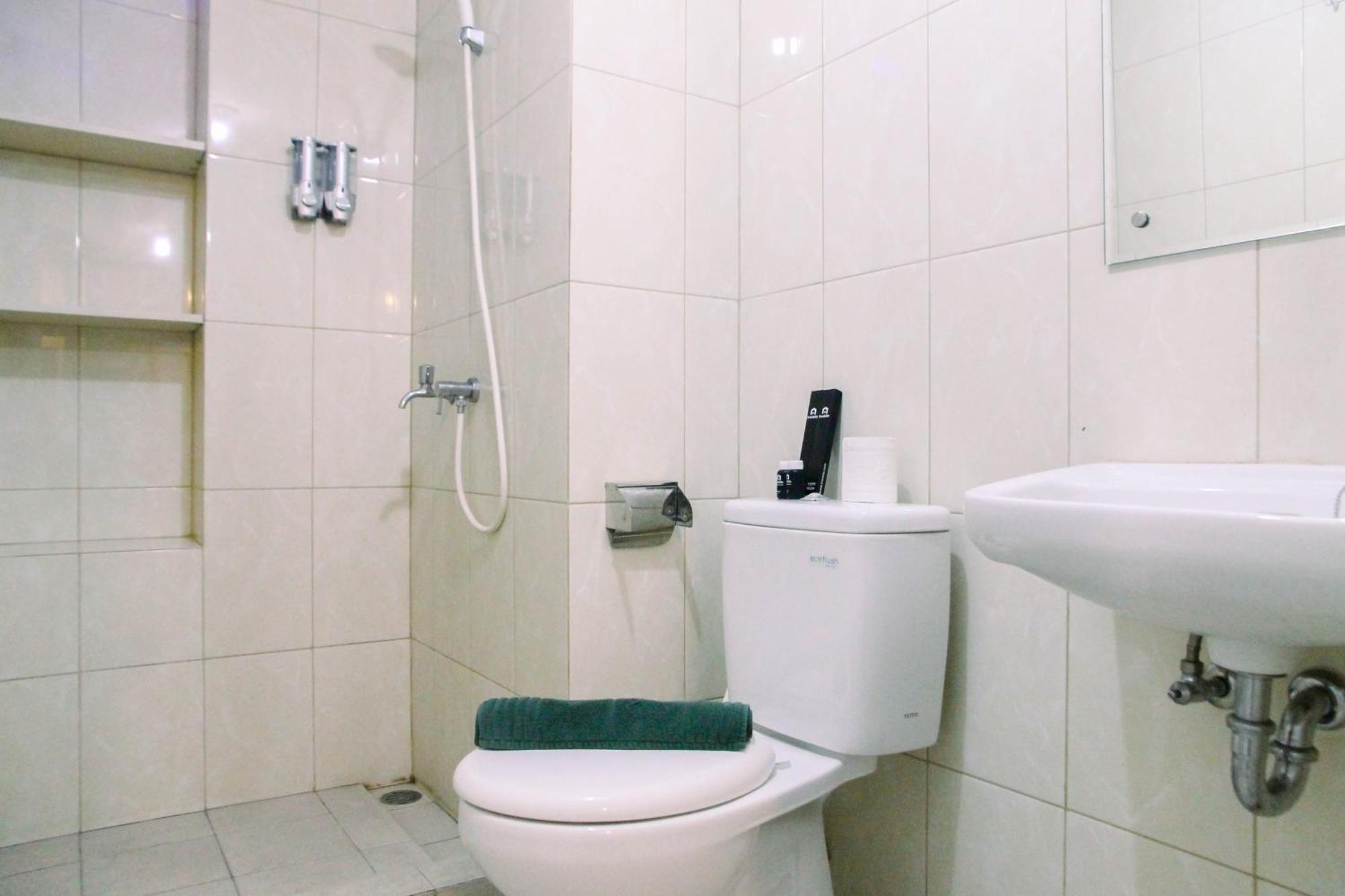 Modern Furnished 3br At Springlake Summarecon By Travelio Apartemen Bekasi