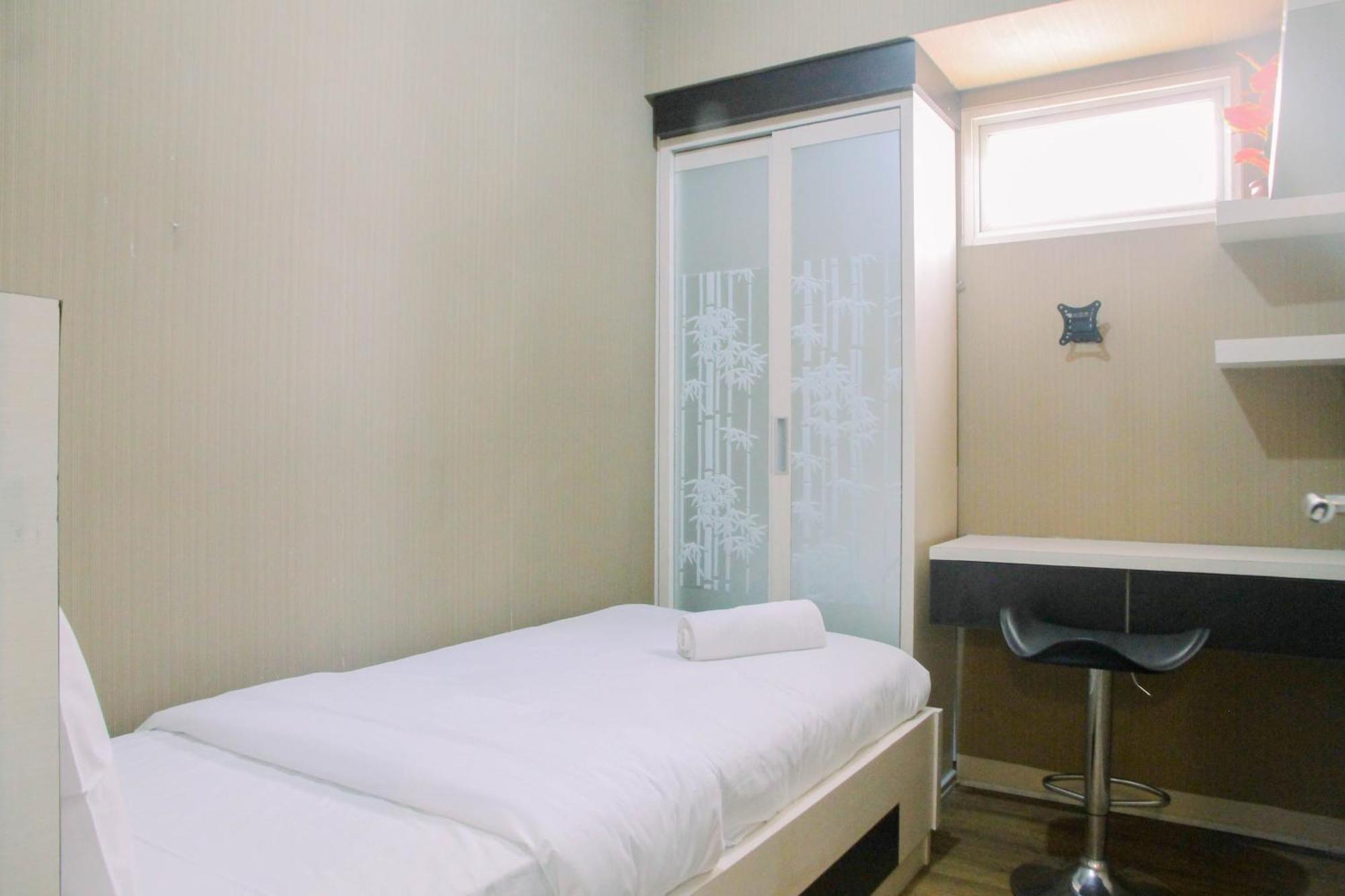 Modern Furnished 3br At Springlake Summarecon By Travelio * Bekasi